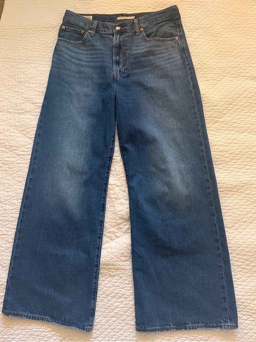 Levi's Premium Ribcage Wide Leg High-Rise Jeans 31 medium wash